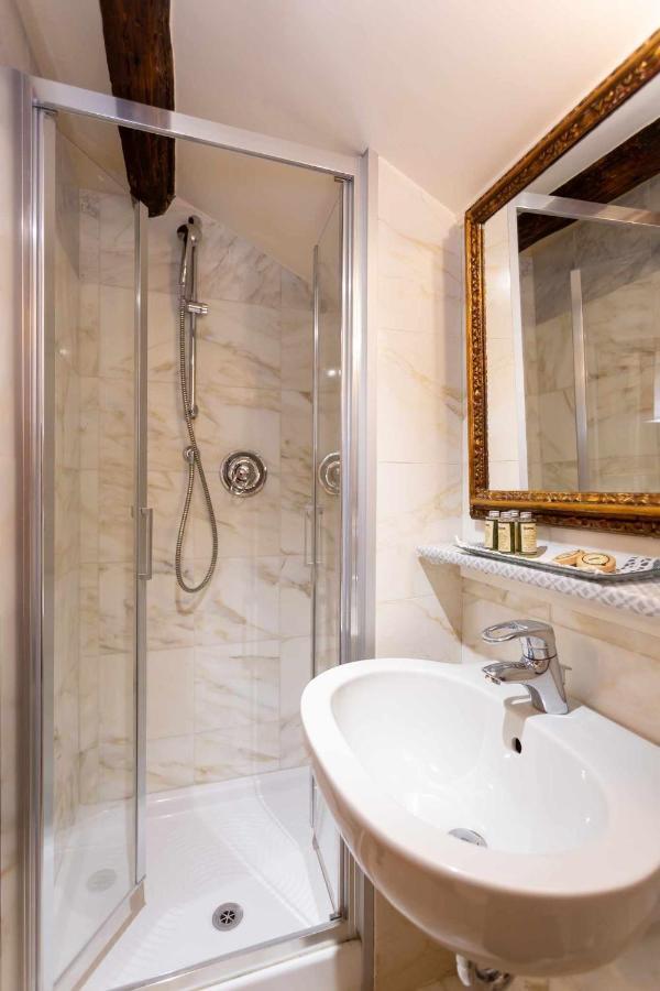 Emanuela'S Flat Apartman Velence Kültér fotó